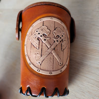 Dice cup - Crossed axes