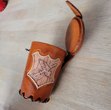 Dice cup - Minstrel